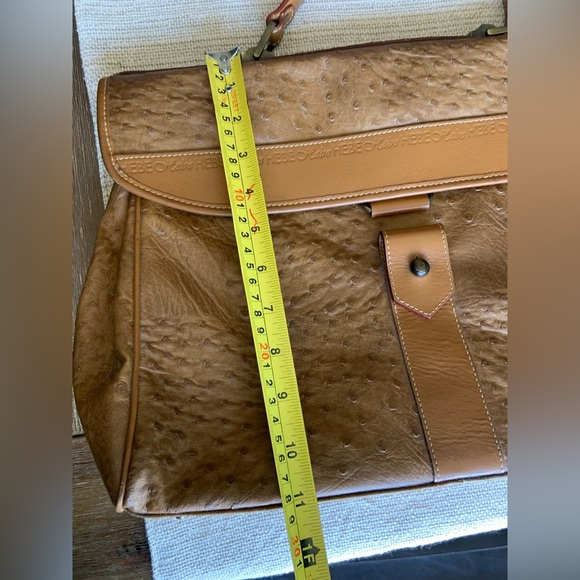 Chic Tan Women's Tote Bag - Picture 13 of 13